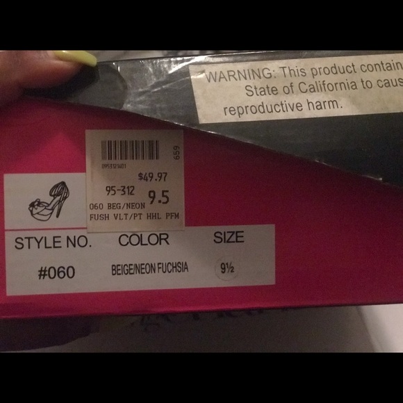 Platform heels - Picture 4 of 4